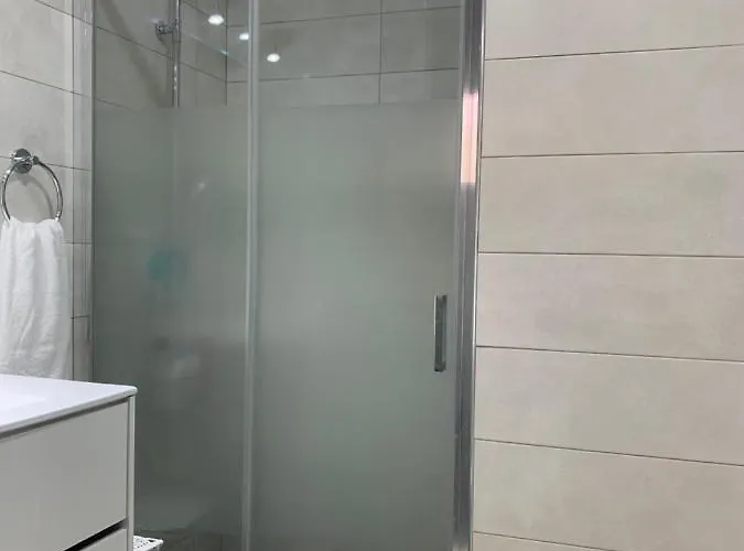 Mom Conchi * 莫罗德哈布雷