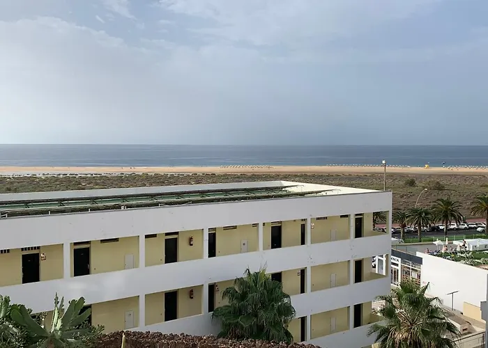 Mom Conchi * 莫罗德哈布雷